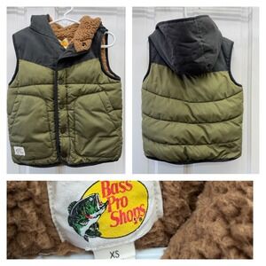 Bass Pro Shops Hooded Fuzzy Sherpa Lined Puffer Vest Boys XS Olive Green